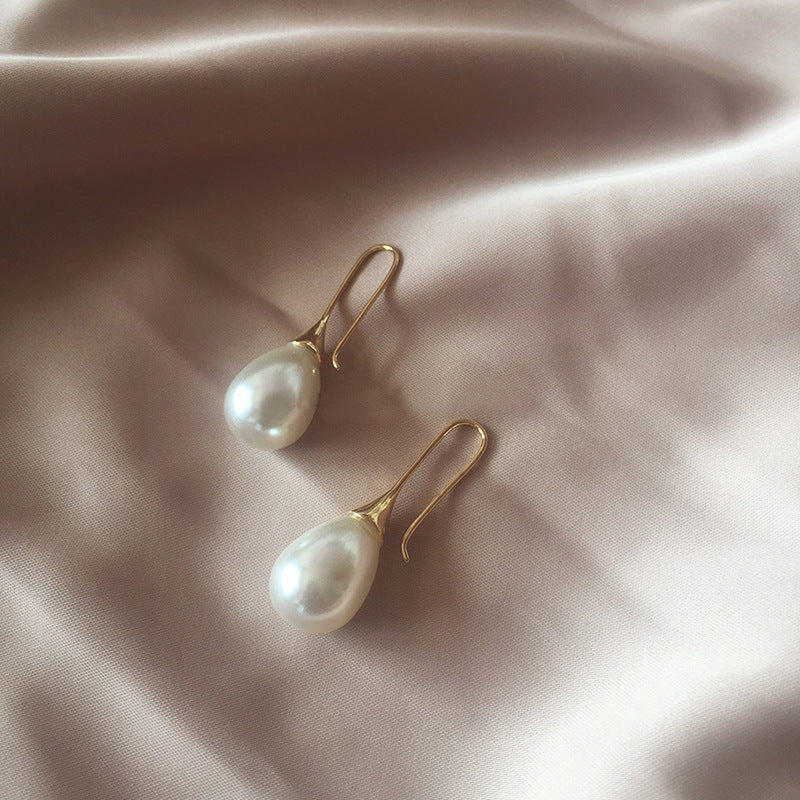 Classy Pearl Waterdrop Earrings