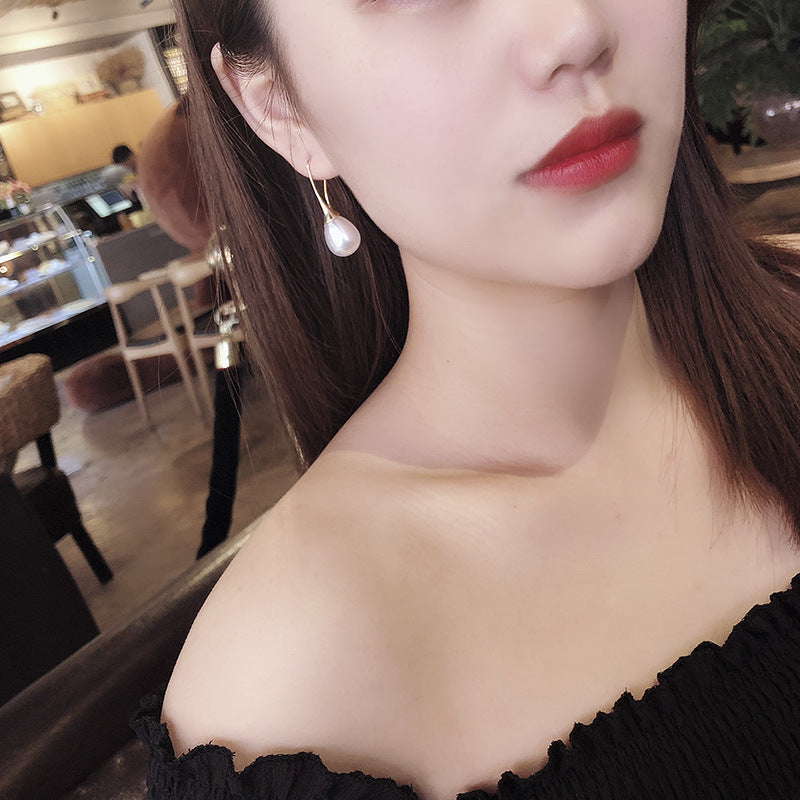 Classy Pearl Waterdrop Earrings