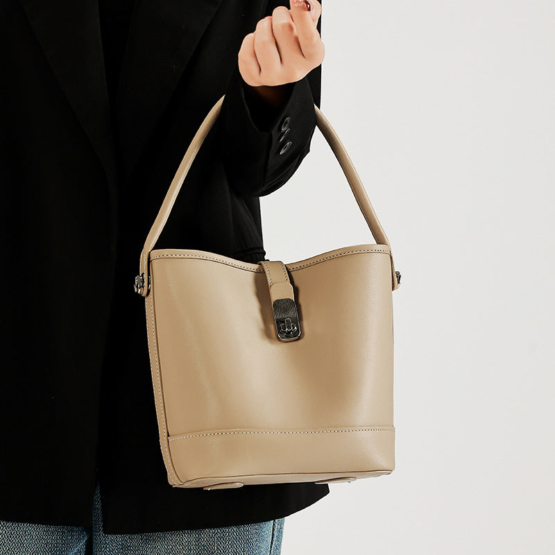 Women's High Quality Cowhide Bucket Hand Bag