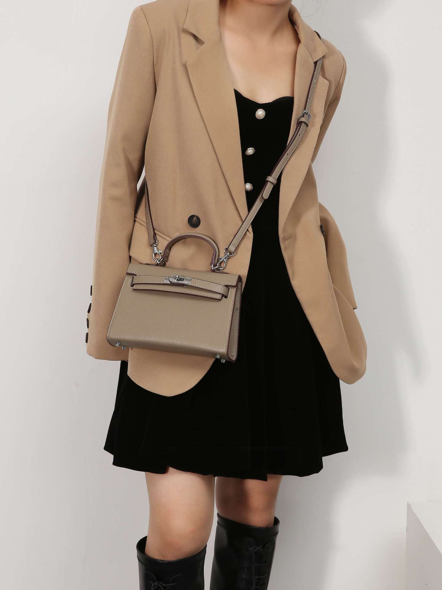 Elegant Minimalist PU Leather Handbag Crossbody Bag For Women
