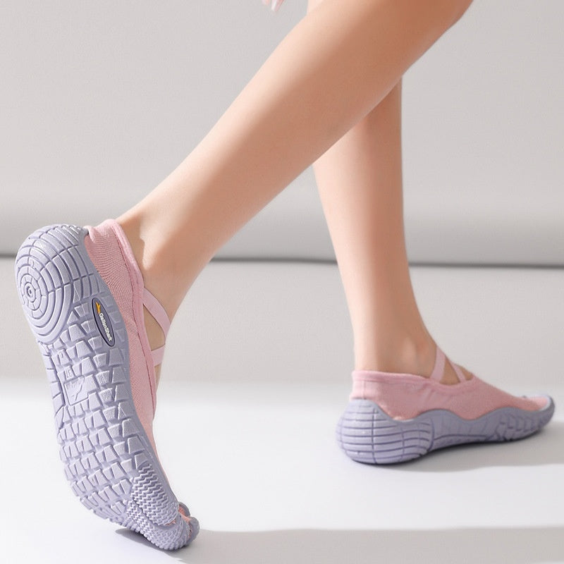 Breathable Anti-slip Five Toes Barefoot Shoes For Women