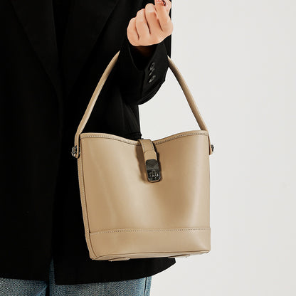 Women's High Quality Cowhide Bucket Hand Bag