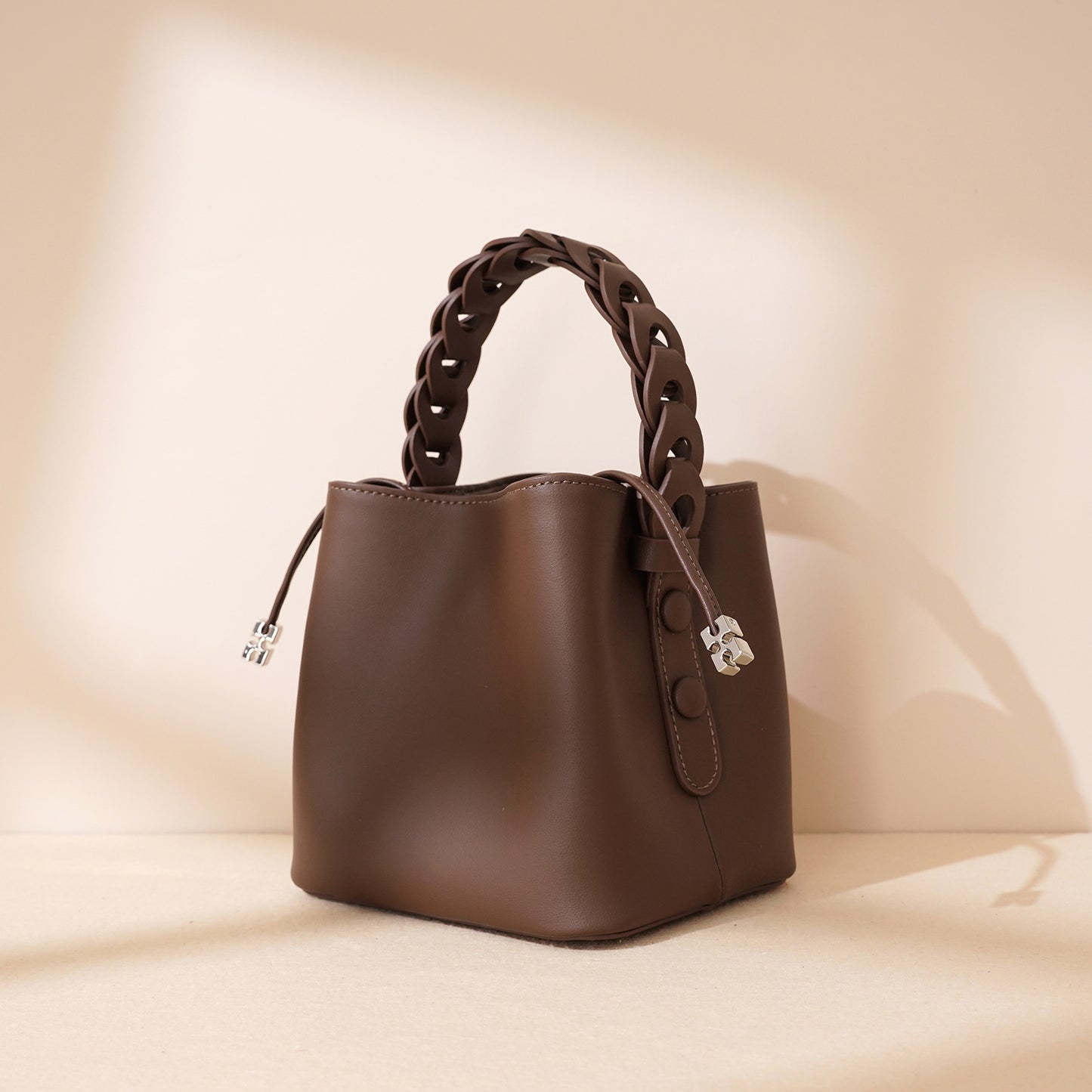 Hand-woven Mini Cross Body Bucket Bag For Women