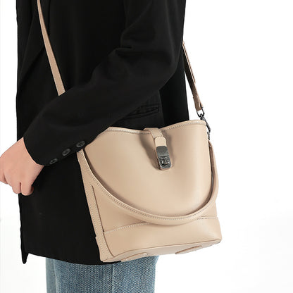 Women's High Quality Cowhide Bucket Hand Bag