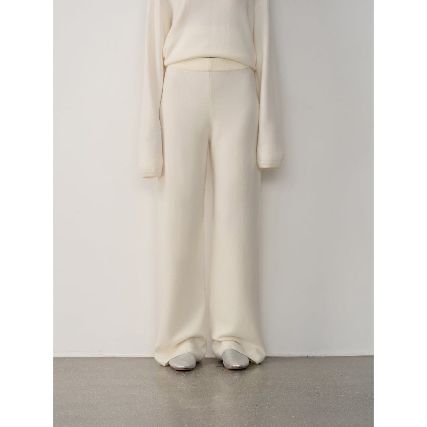 "Fall Winter Mischief" Basalan Merino Wool Knit Set For Women