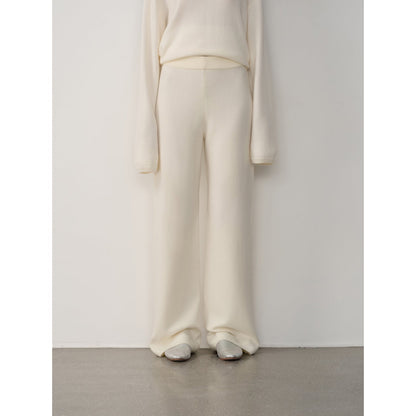 "Fall Winter Mischief" Basalan Merino Wool Knit Set For Women