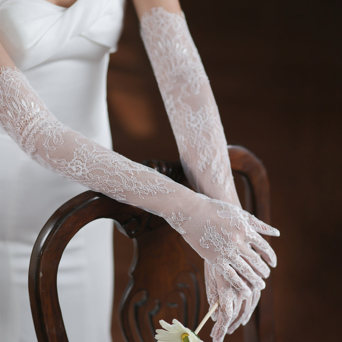 Fairy White Lace Bride Gloves